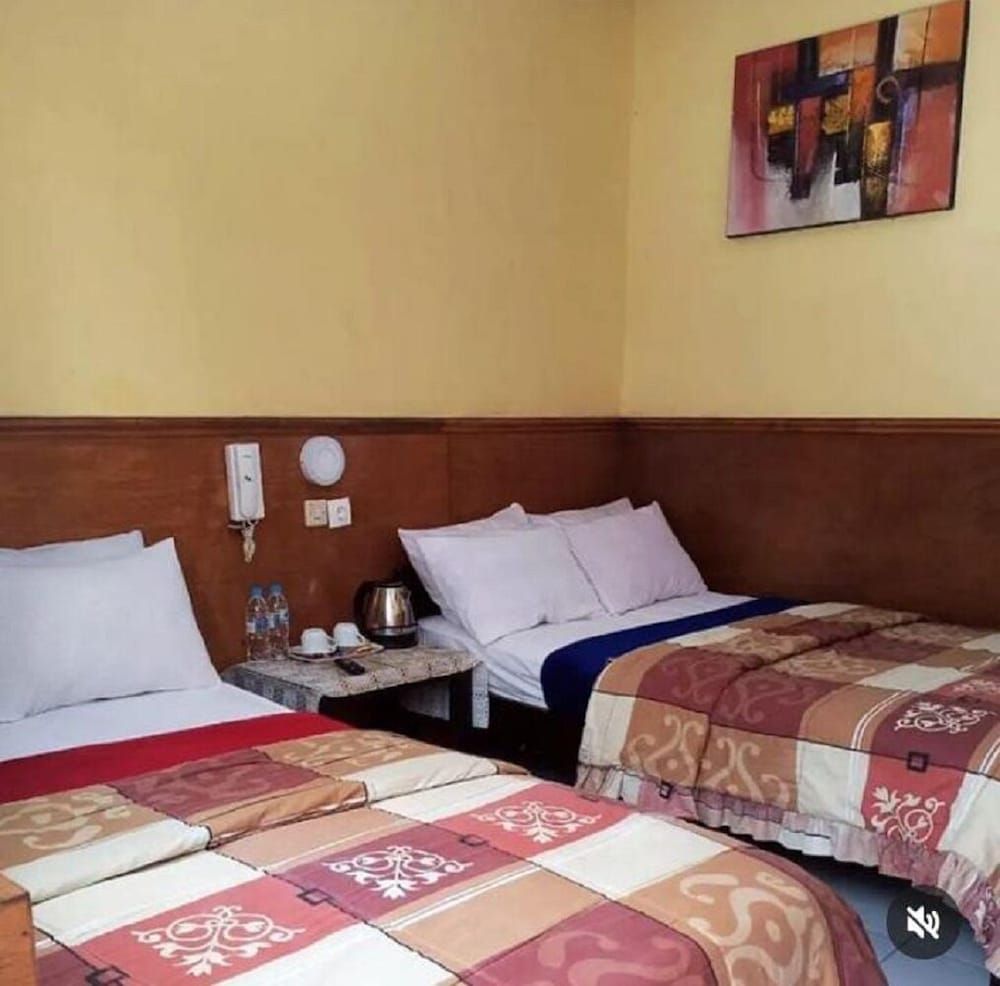 Cemara Indah Hotel Superior Room 6