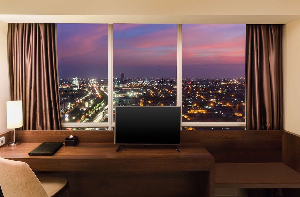 Superior Room, 2 Twin Beds, Non Smoking, City View
