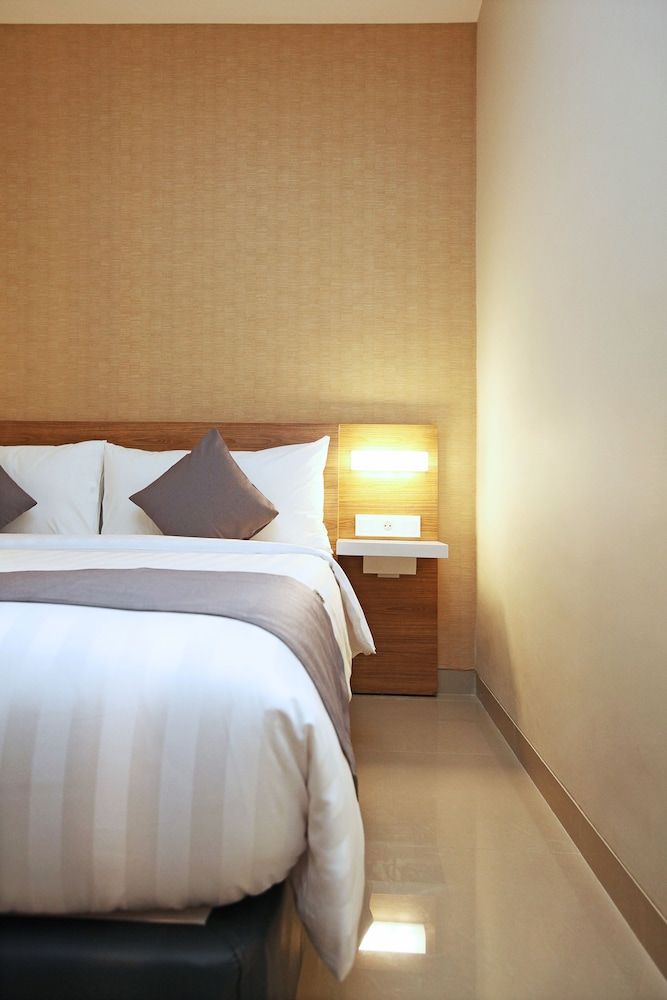 Hotel NEO Cirebon by ASTON Standard Room