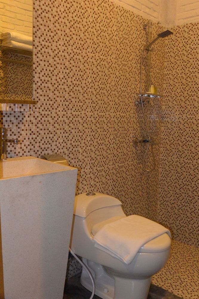 Wahid Borobudur Superior Twin Room 7