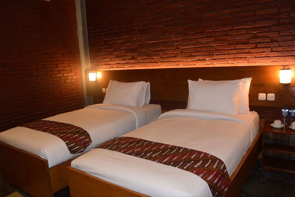Wahid Borobudur Superior Twin Room 2