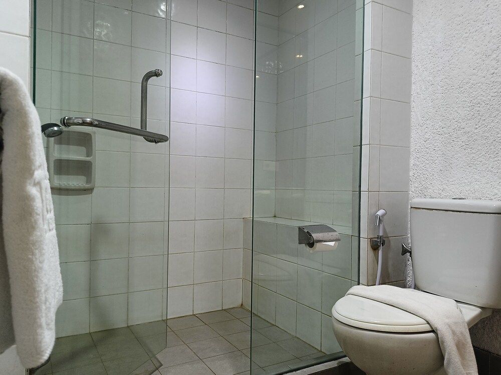 Tychi Hotel Deluxe Double 4