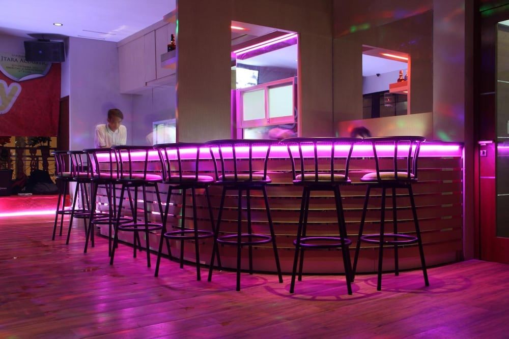 undefined Antoni Hotel 10