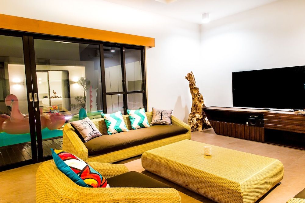 undefined Gili Khayangan Villas 5