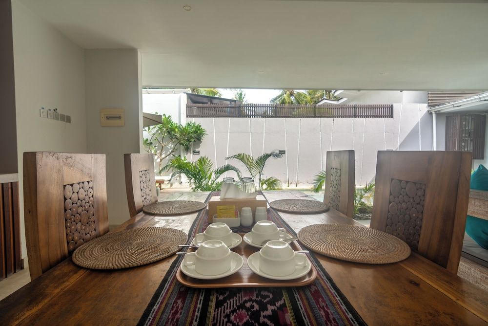 undefined Gili Khayangan Villas 7