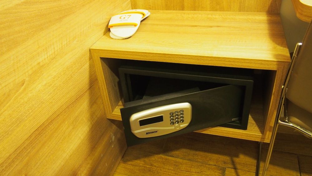 G7 Hotel Standard Room 8