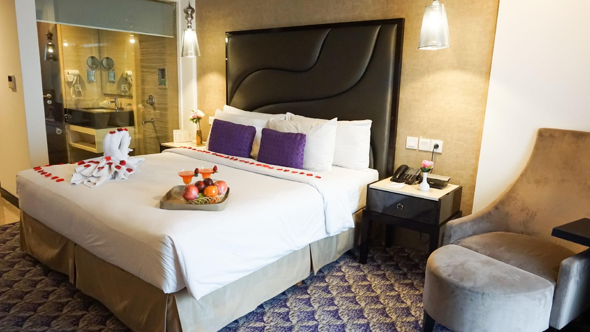 undefined Nemuru Grand Bellevue Radio Dalam 7