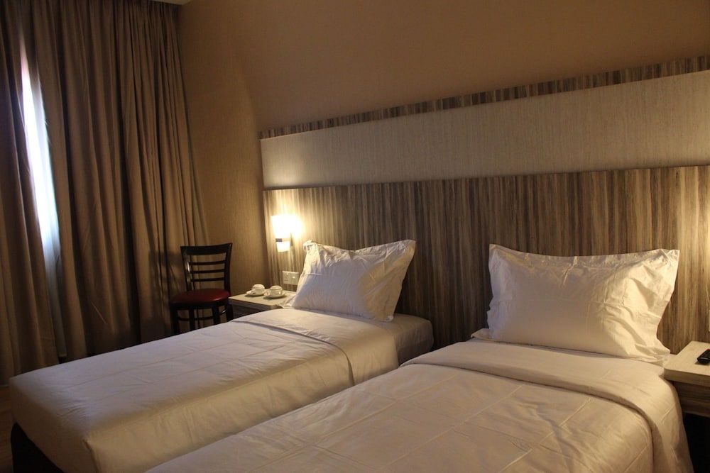 The Golden Bay Hotel Batam Superior Twin