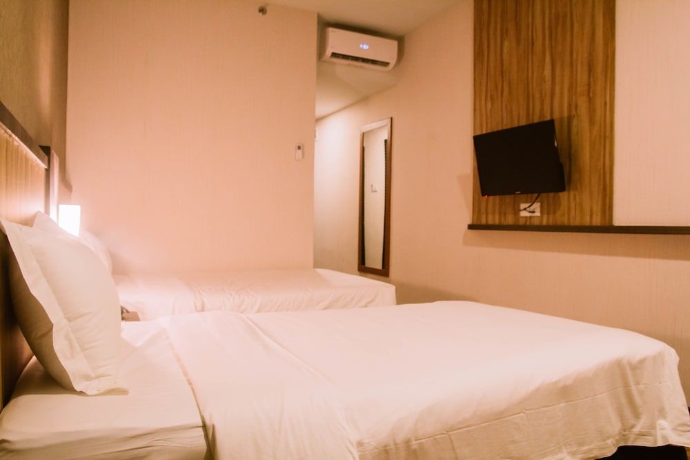 The Golden Bay Hotel Batam Superior Twin 7