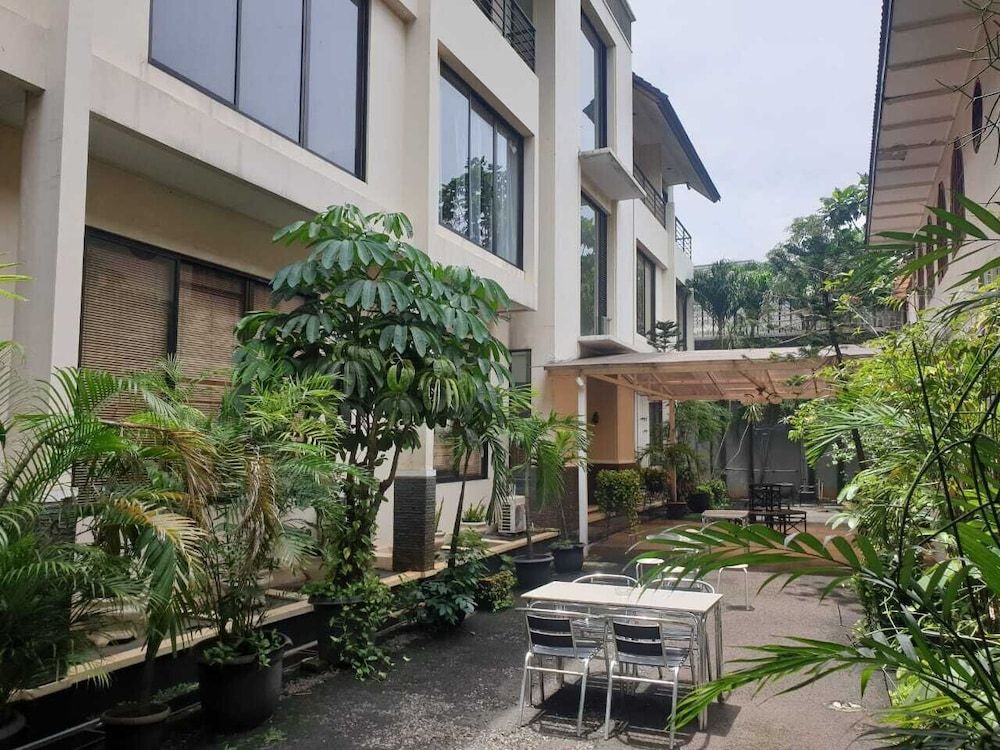 undefined Arimbi Pejaten Suites 4