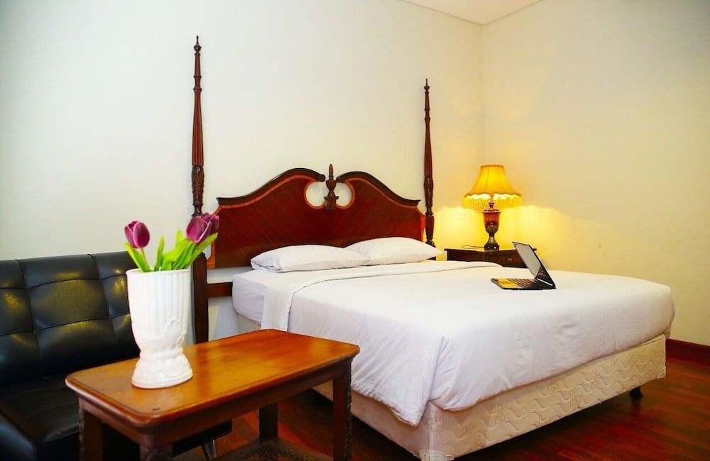 undefined Arimbi Pejaten Suites