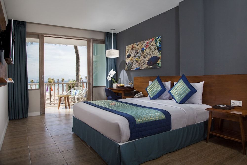 Room, Beach View