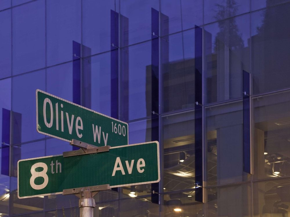 undefined Hyatt At Olive 8 4