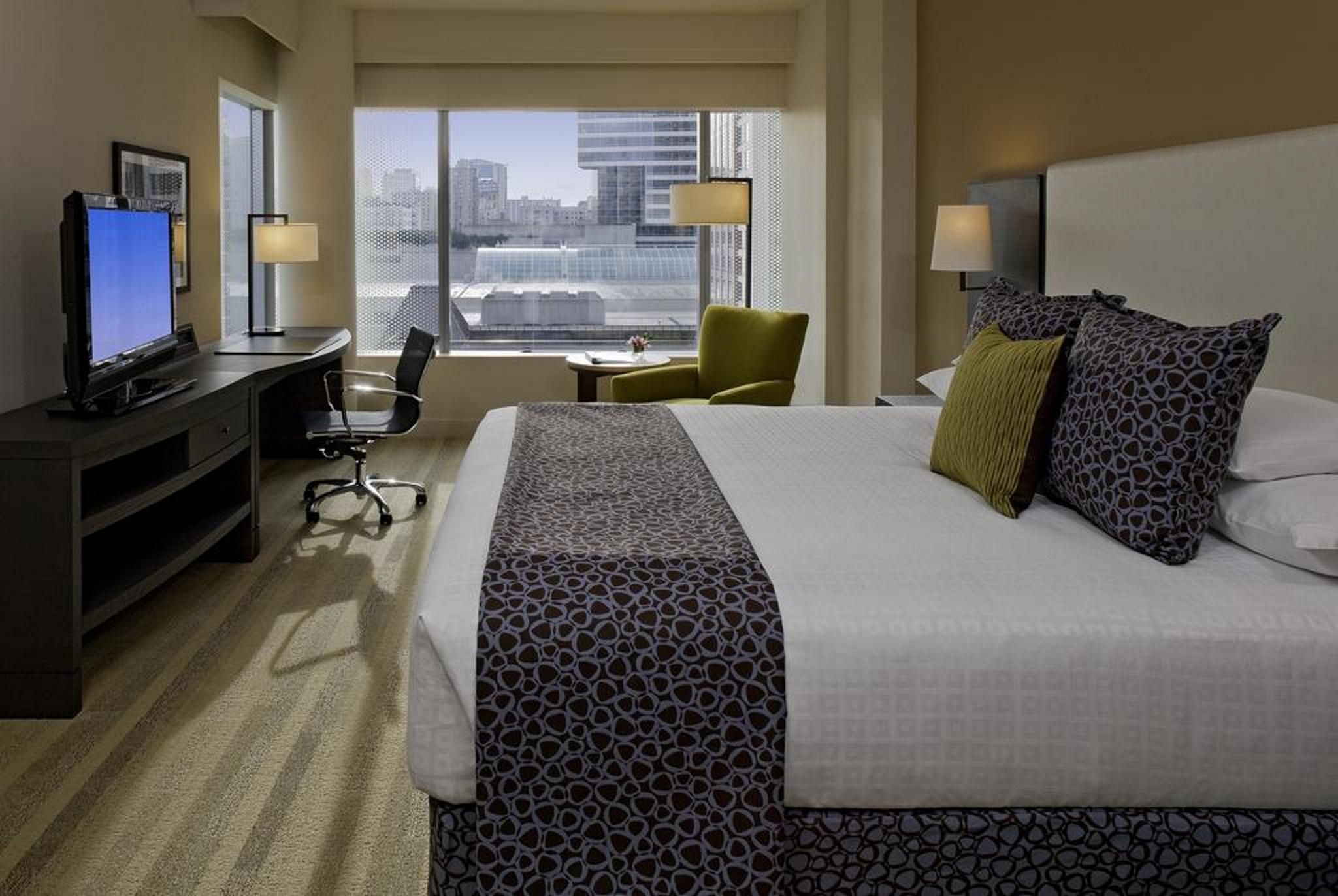 undefined Hyatt At Olive 8 10