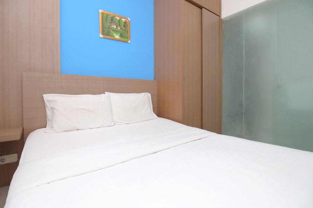 Residence 100 Deluxe Double Room 4