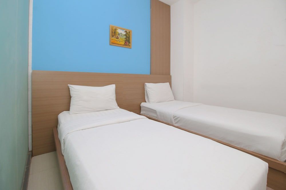 undefined Residence 100 6