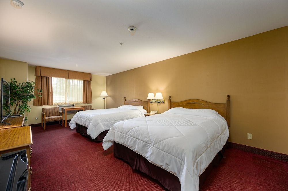 Three Rivers Inn Deluxe Double Room 2