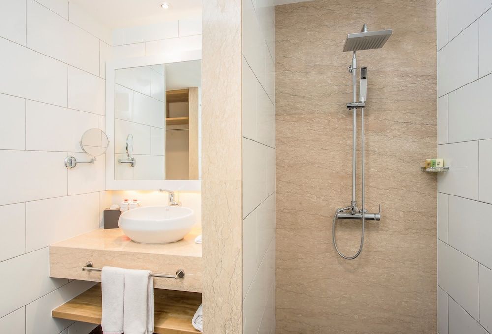 Swiss-Belinn Singkawang Grand Deluxe Twin (Tower 2) 2