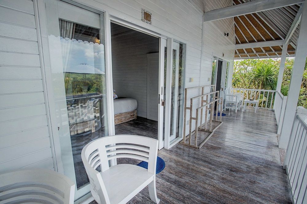 Grand Sea View Lembongan Family Room, Ocean View 19