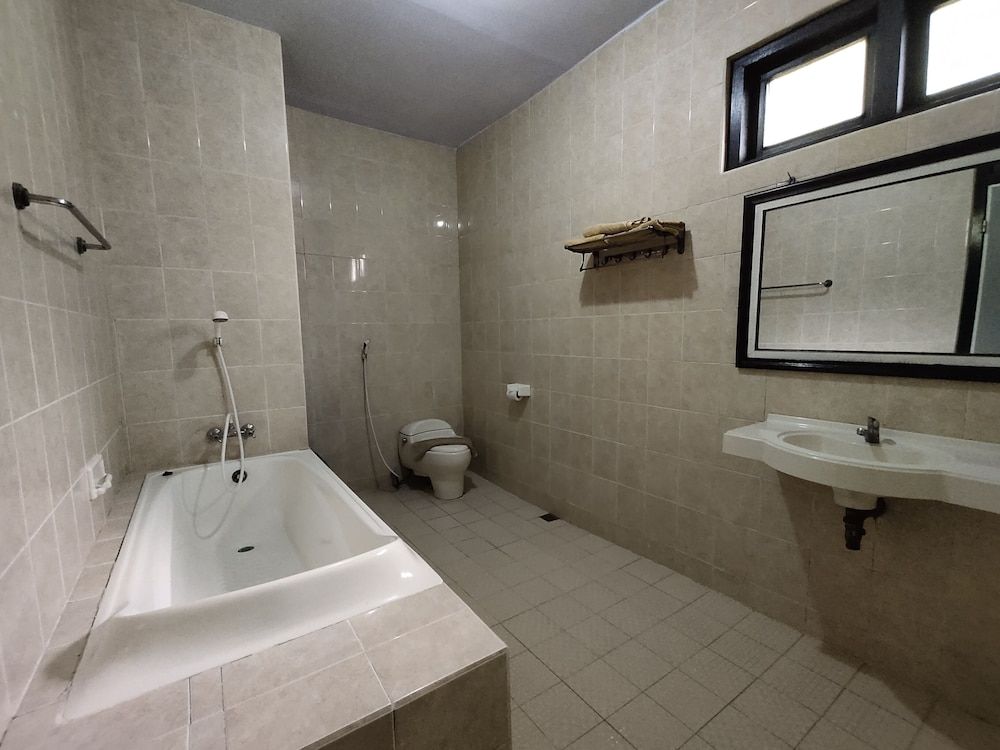 Bromo Permai 1 VIP Triple Room 2