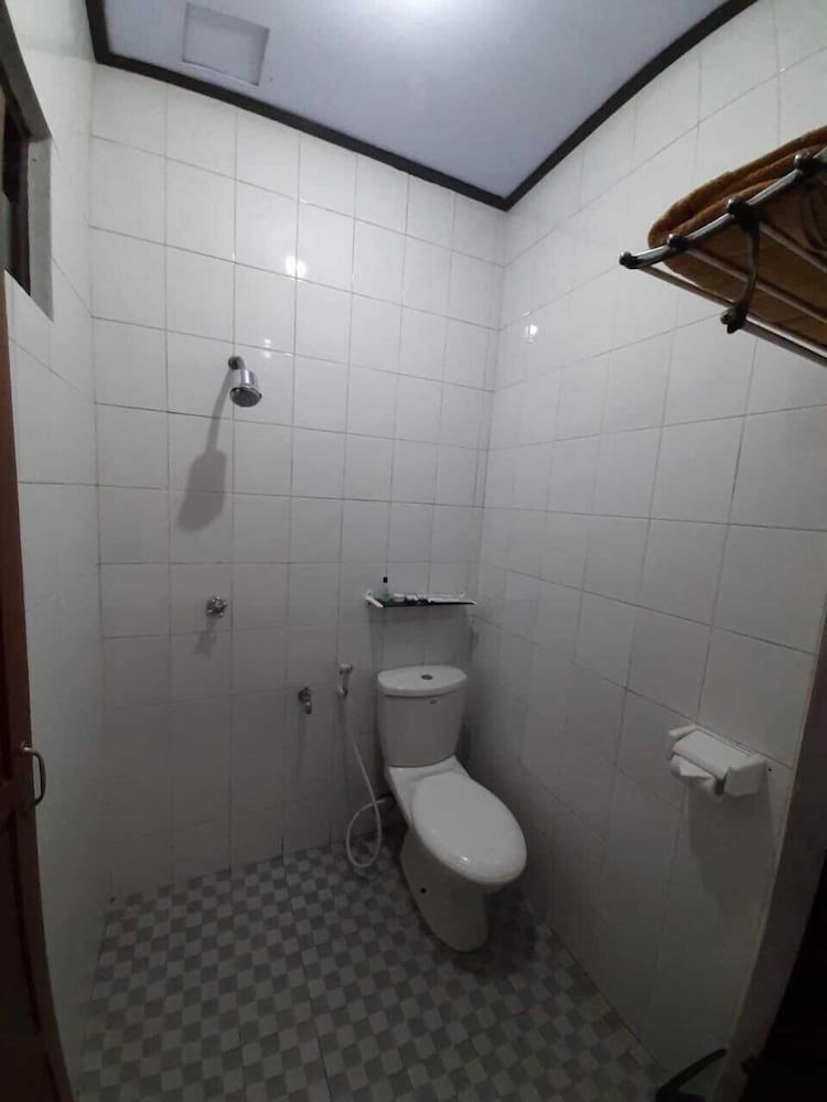 Bromo Permai 1 Standard Twin Room 3
