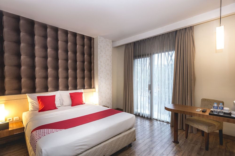undefined Hotel Feodora Grogol 10