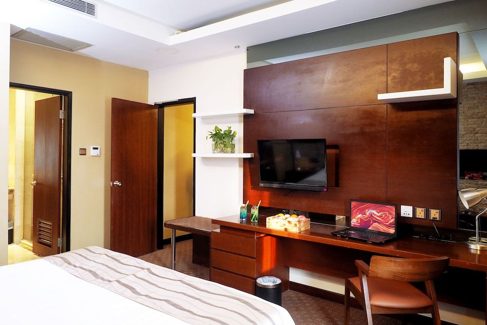 Da Vienna Boutique Hotel Executive Suite, 1 King Bed, City View 7