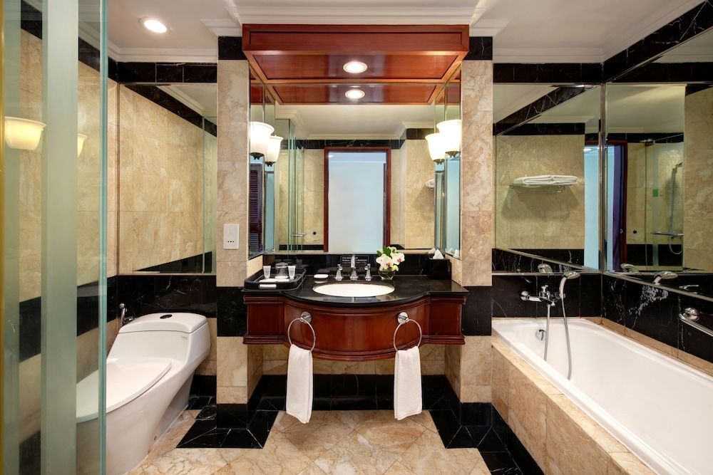 undefined Lumire Hotel and Convention Center 5