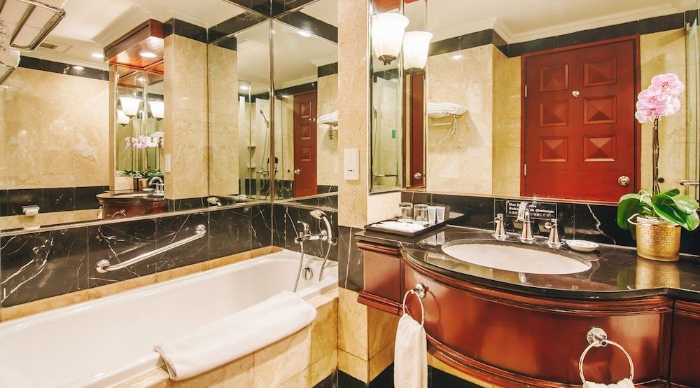 undefined Lumire Hotel and Convention Center 6