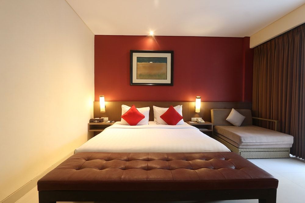 Grand Deluxe Room Upper Floor with Bathtub