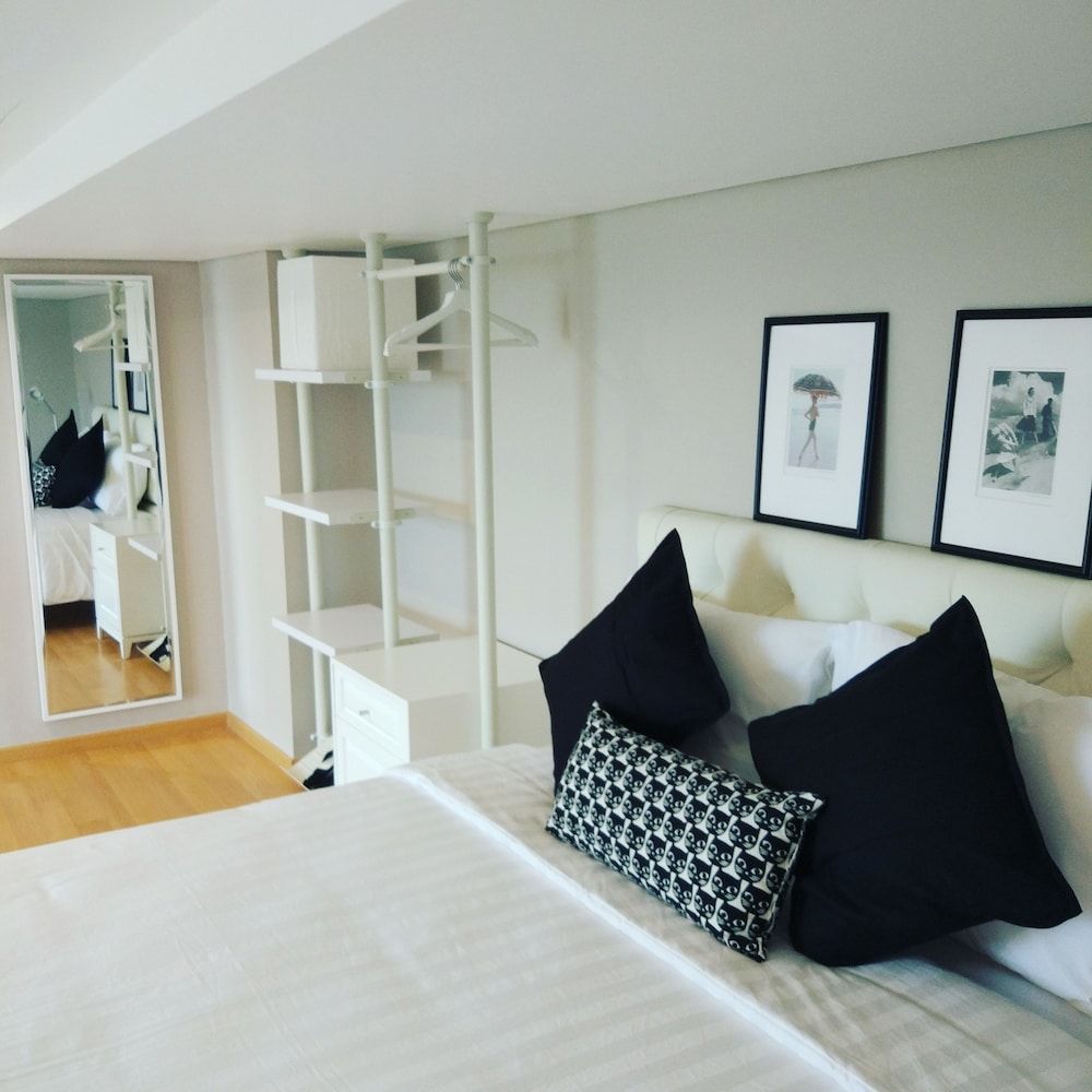 undefined White Tree Residence 5