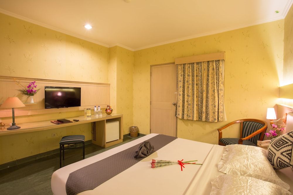 Classic Hotel Standard Room 2