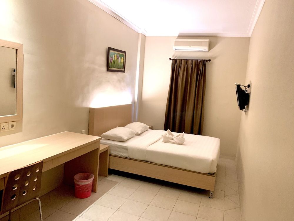 Sky View Hotel Standard Room 2