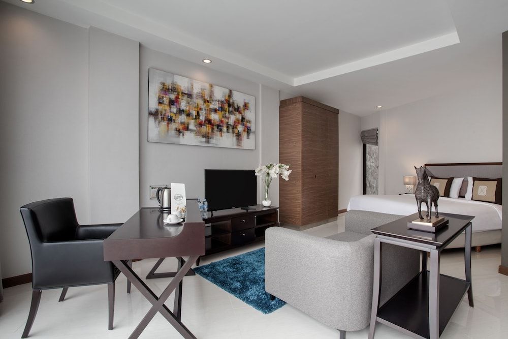 undefined Sawana Suites 7