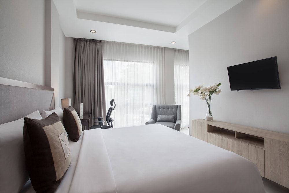 undefined Sawana Suites 4