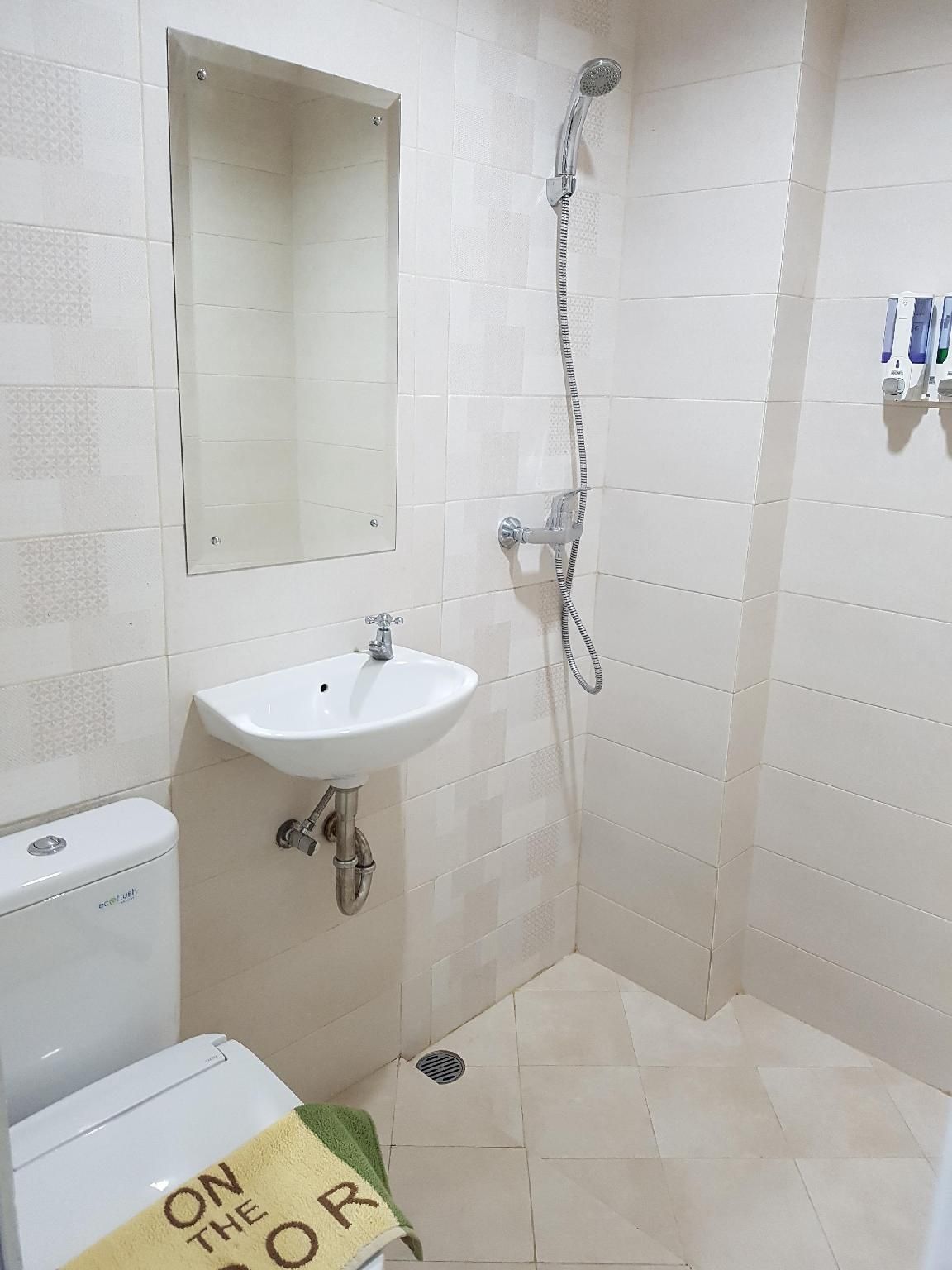 undefined Ethan Hotel 6