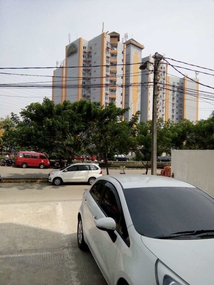 undefined Ethan Hotel 5