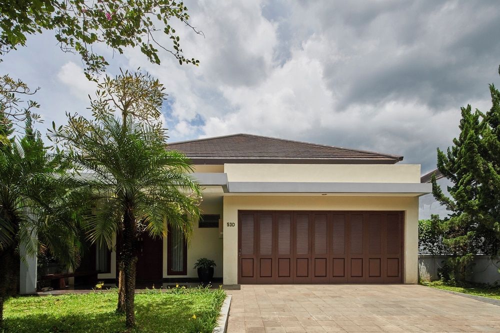 Tulip Hill View 5BR Villa With a Private Pool