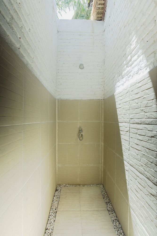 Gili Escape Bungalows Deluxe Room 7