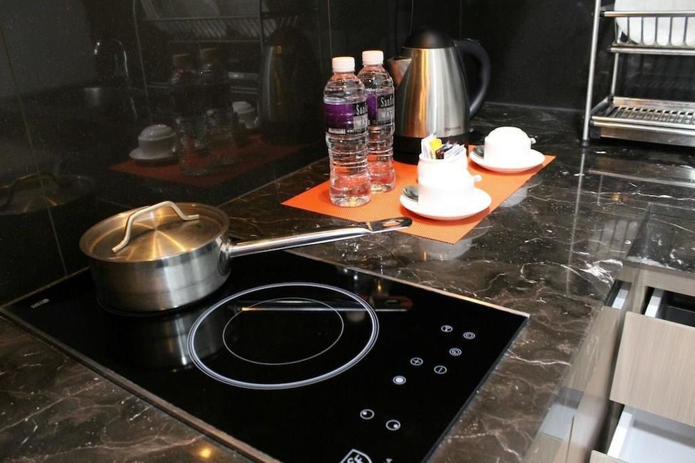 undefined The Centro Hotel & Residence by Orchardz 7