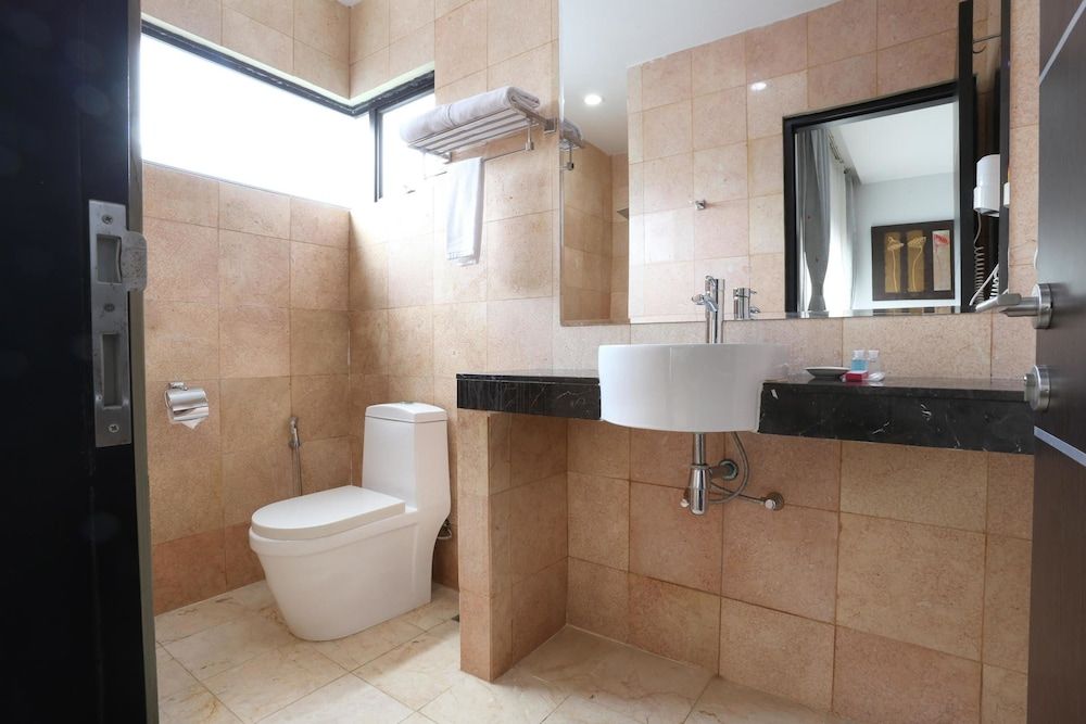 The Centro Hotel & Residence by Orchardz Superior Room 6