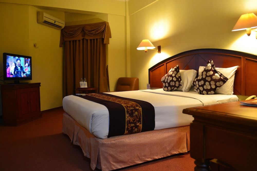 Mega Matra Hotel Superior Room 2