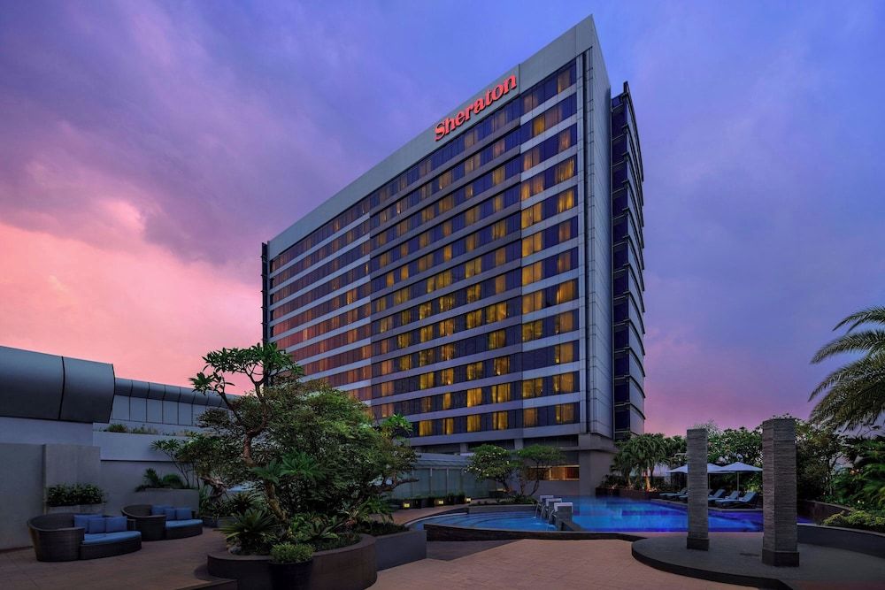 undefined Sheraton Grand Jakarta Gandaria City Hotel 4