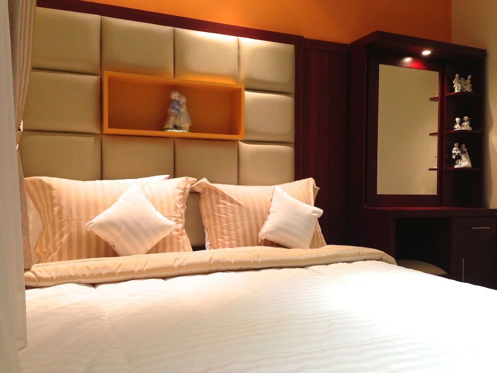 undefined Ravarine Suite Apartment 5