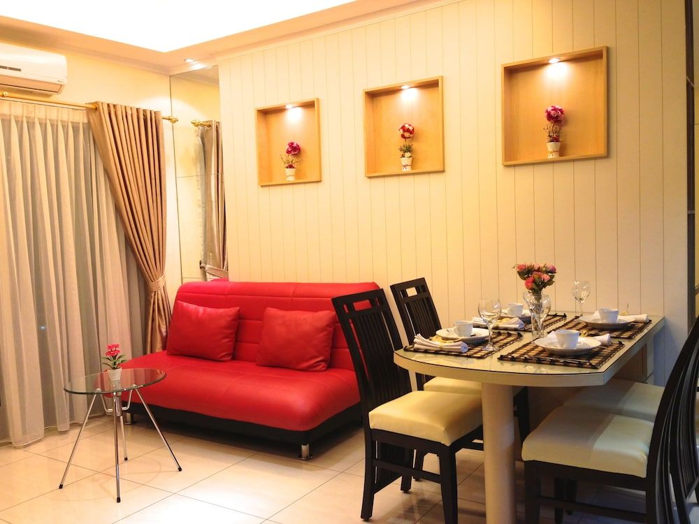 undefined Ravarine Suite Apartment 10