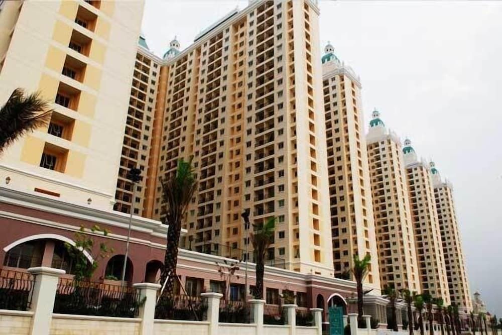 undefined Ravarine Suite Apartment