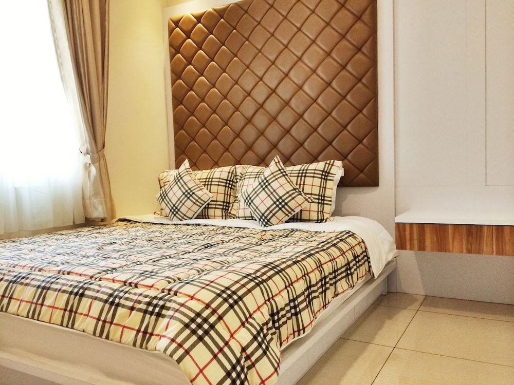 undefined Ravarine Suite Apartment 3