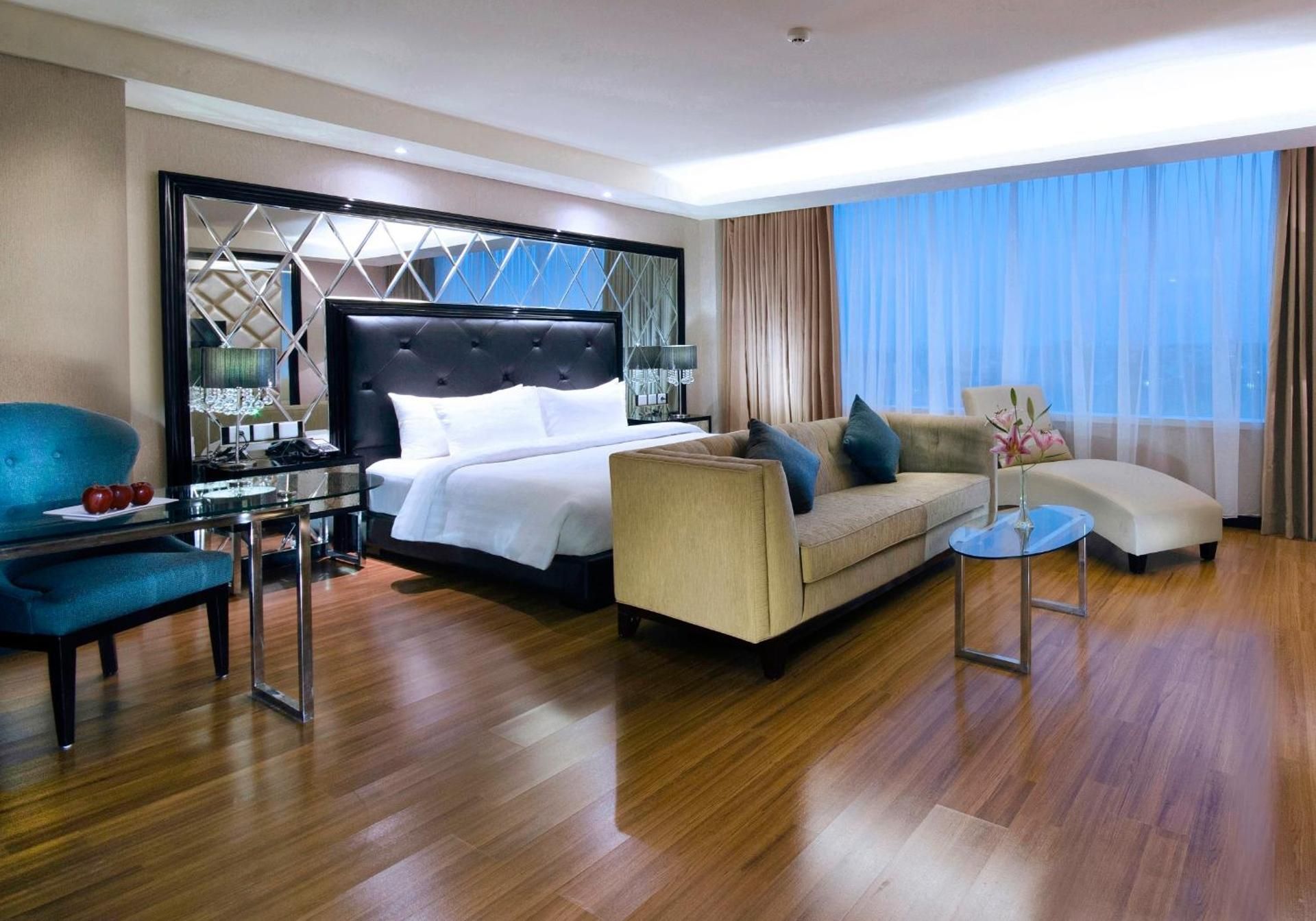 The Alana Hotel and Convention Center - Solo by Aston Junior Suite 2
