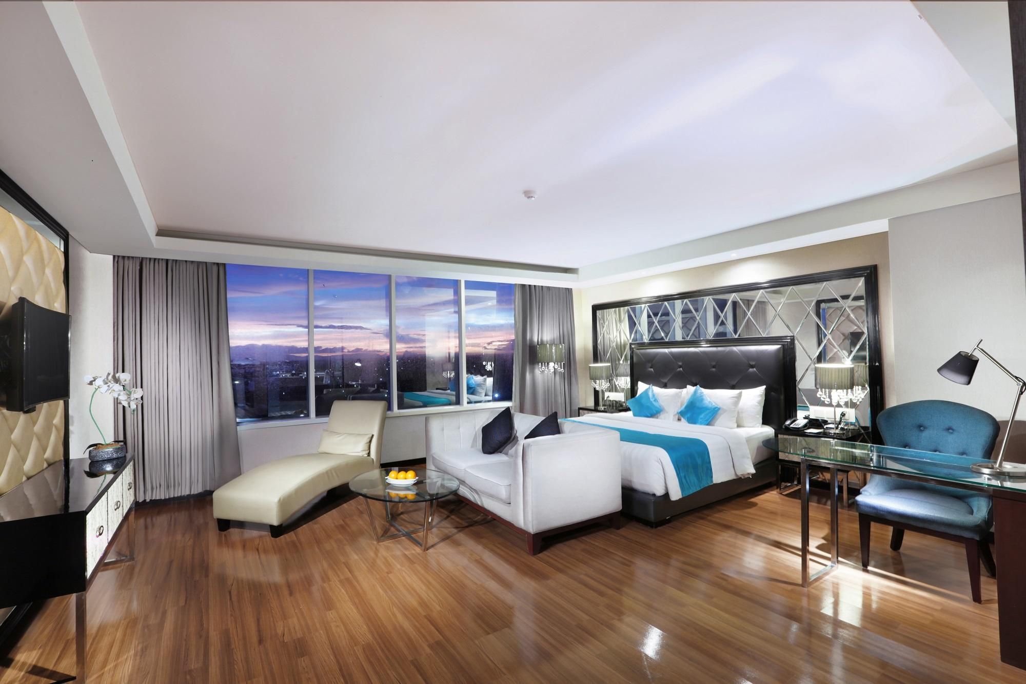 The Alana Hotel and Convention Center - Solo by Aston Junior Suite