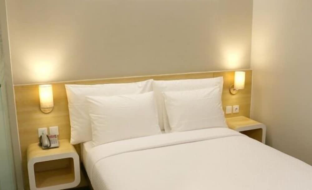 Citihub Hotel @Kediri Nano Room only